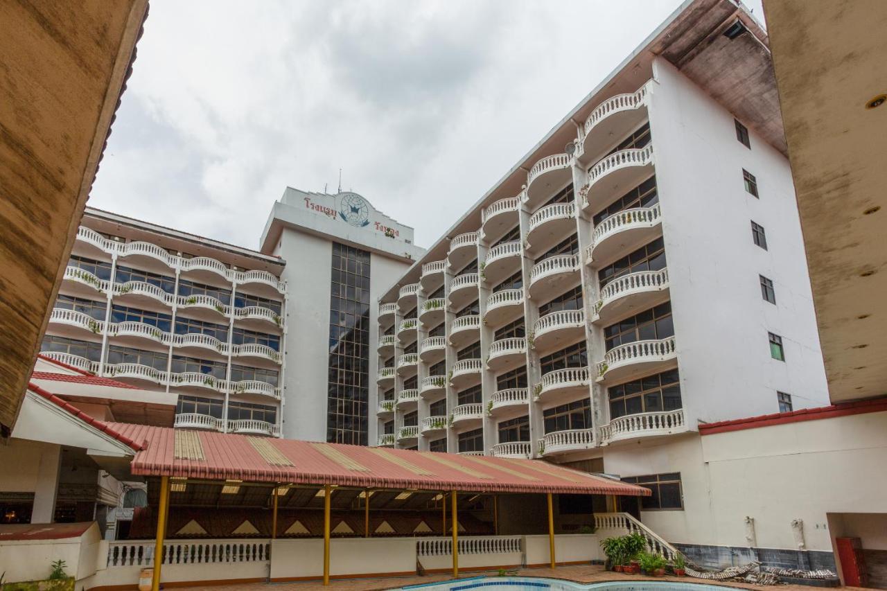 Capital O 1115 Wang Thong Hotel Maesai Mae Sai Exterior photo
