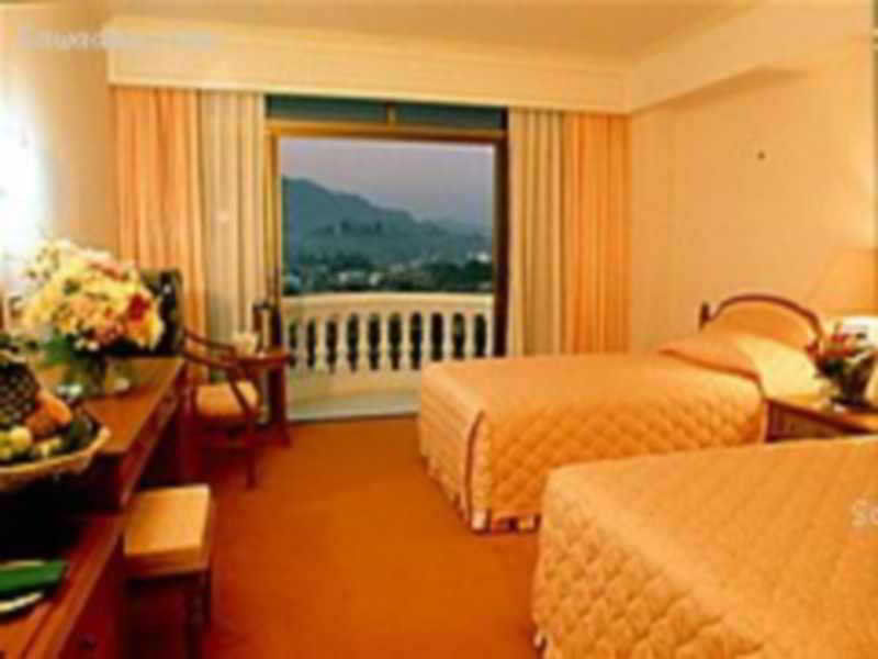 Capital O 1115 Wang Thong Hotel Maesai Mae Sai Exterior photo